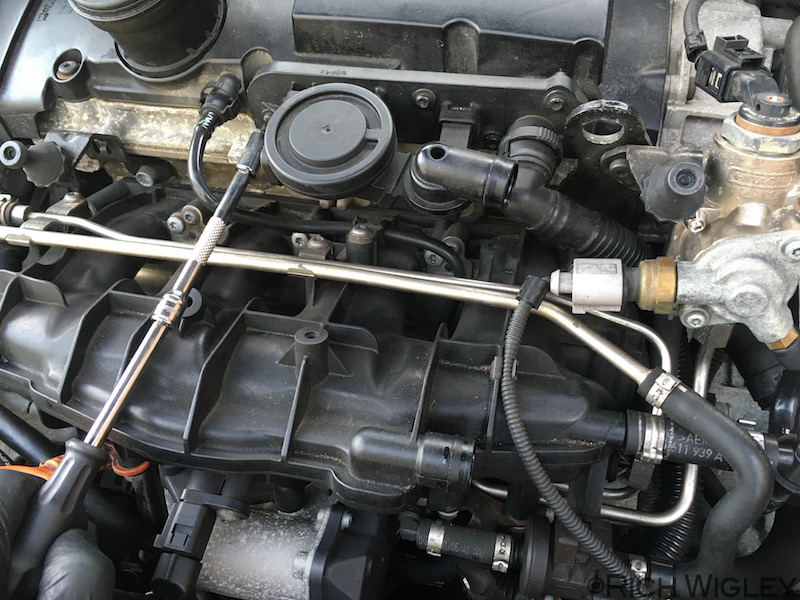 DIY Cam Chain and Tensioner Guide page 1 How to Guides